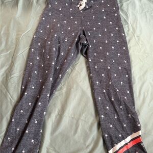 Women’s Old Navy Palm Tree workout leggings